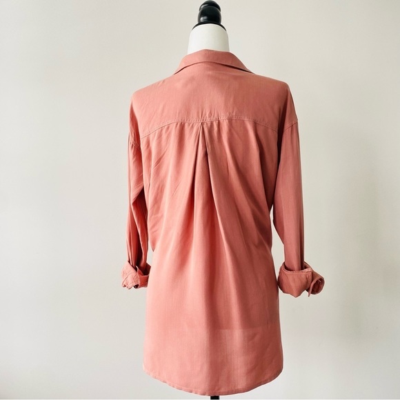 Oversized Button-Down Shirt - Picture 3 of 12